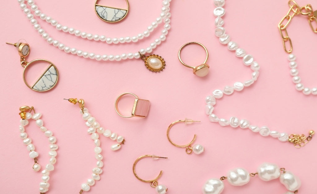 Jewelry Companies Stay Carbon