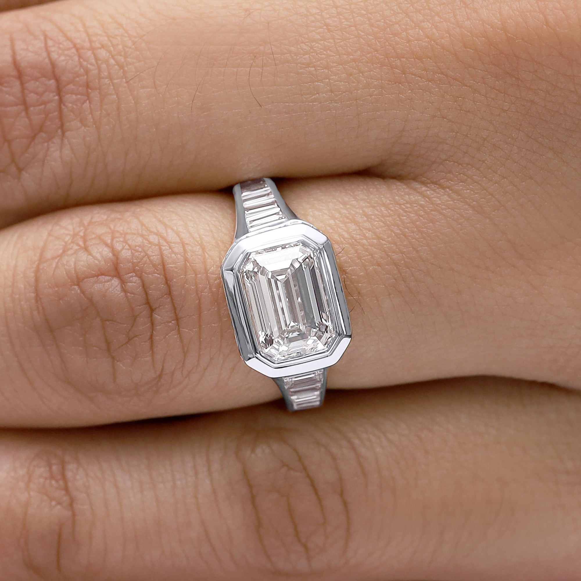 The Jesse Statement Ring - 14K Solid Gold with Lab-Grown Diamond