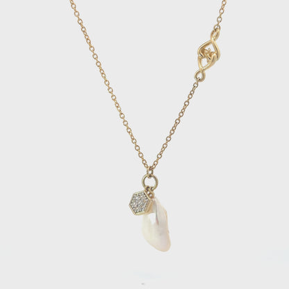 Solid Gold Natural White Diamond Baroque Pearl Necklace