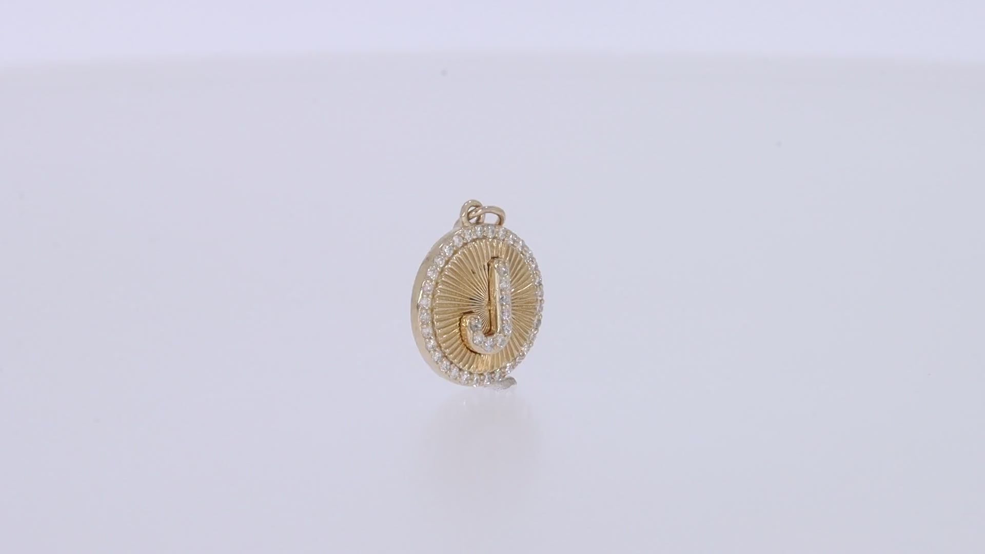 pendant letter necklace