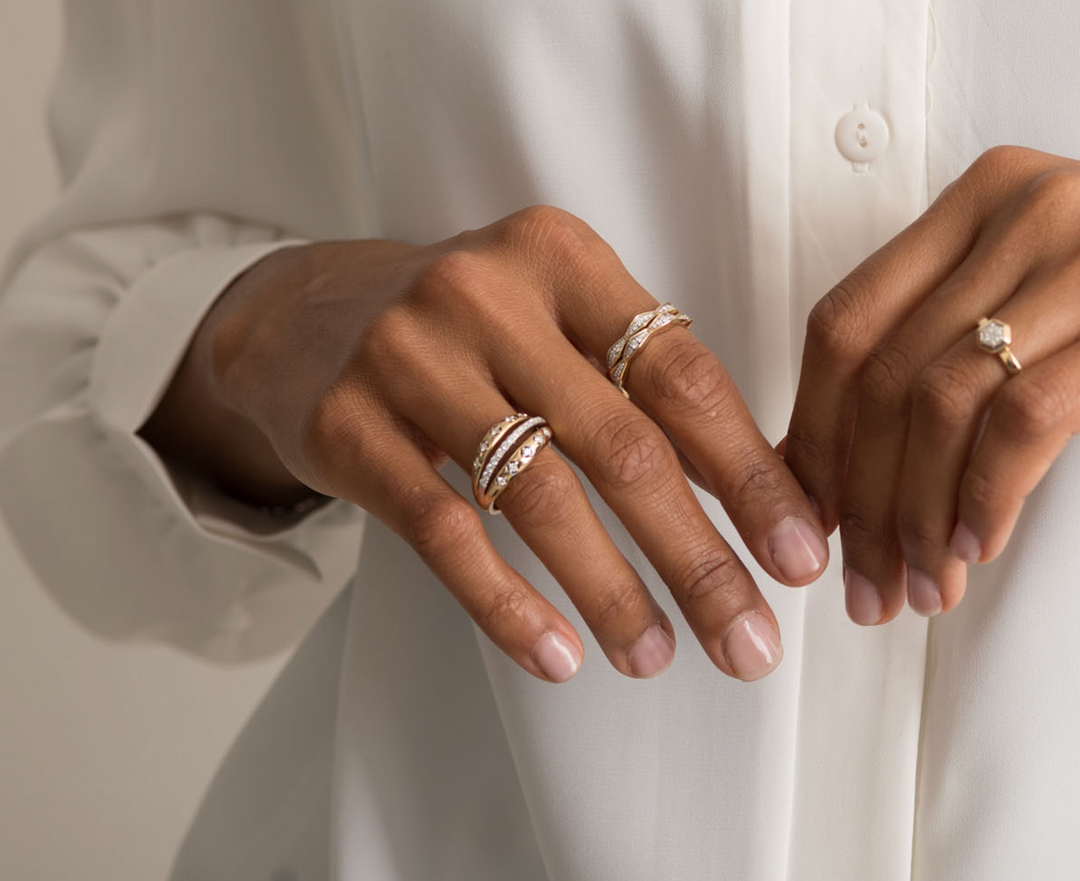 The Sydney Ring - Carat Couture Carbon Neutral Diamond Gold Sphere Ring